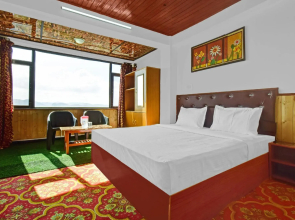 OYO 85101 Hotel Paradise