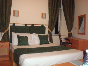 Отель Old City Inn