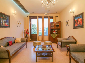 Hostie Sarvada-3 BR Apt, South Delhi GK-2