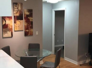 Ravishing 3 Bedroom Near Square One Mall