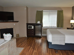 FairBridge Inn & Suites Dupont