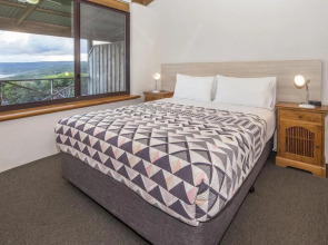 Chandlers Smiths Beach Villas