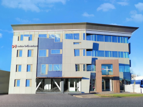 DoubleTree by Hilton Napier Hotel & Suites