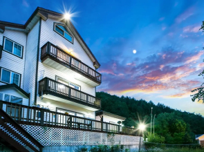 Pyeongchang Bimilehwawon Pension