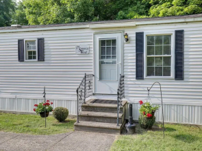 Cozy Lakemont Getaway, 11 Mi to Watkins Glen!