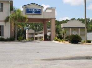 Travelers Inn