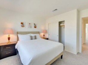 Near Empire Polo Field: Coachella Vacation Rental