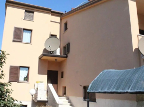 Apartman 100m2, full opremljen, privatni parking.