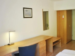 Riverside Apartment Hotel AG