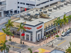 Modern Downtown Doral One-Bedroom Apt