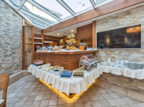 The Million Stone Hotel - Special Class