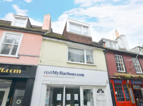 36A Cowes High Street