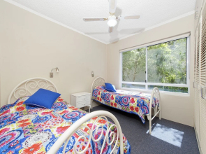Shoal Edge, Unit 1/31Shoal Bay Road