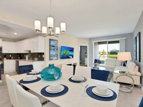 Posh and Spacious 3BD Condo With Patio, Pond View and Close to Disney! #3sl108