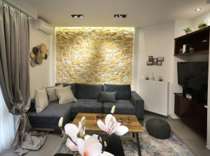 LA Larissa Luxury Apartments Koronis