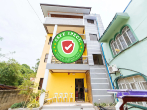 RedDoorz @ D Maagma Street - Vaccinated Staff