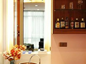 Amber Boutique Silom Hotel