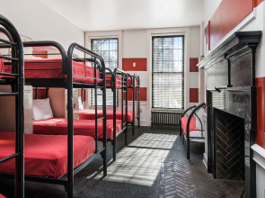 Chicago Getaway Hostel