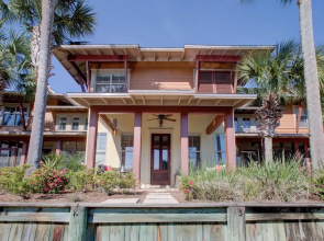 Magnolia Bay 8585