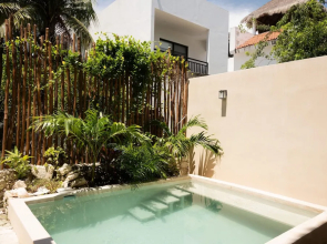 Yax Kiin Casa Boutique