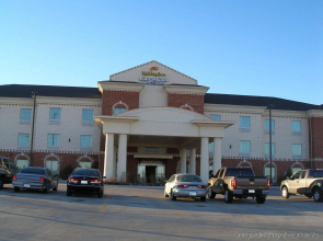 Holiday Inn Express & Suites Pampa by IHG