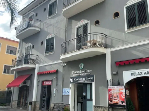 Costantino Home