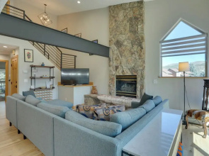 Edwards Townhome ~ 4 Mi to Beaver Creek Resort!