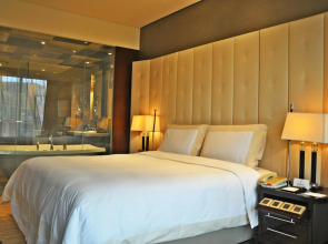 Royal International Hotel