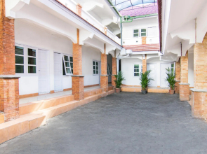 OYO 966 Dinda Guesthouse