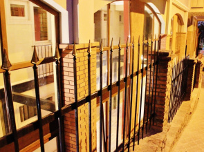 Гостиница Red Fox Guesthouse