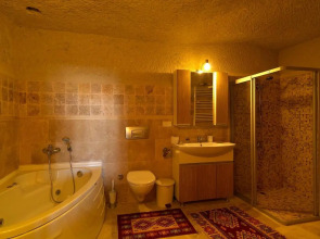 Arif Cave Hotel
