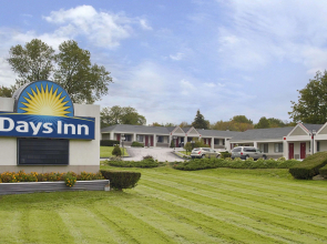 Days Inn by Wyndham Middletown