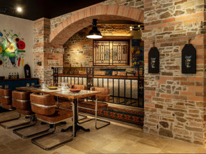 Le Meridien Dubai Hotel & Conference Centre