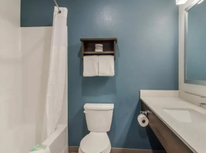 Woodspring Suites Downers Grove - Chicago