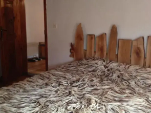 Charshiata Guest House