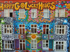 HappyGoLucky Hotel & Hostel