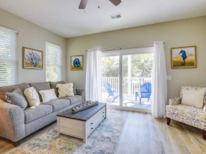 Murrells Inlet Home: Half-mi to Marsh Walk!