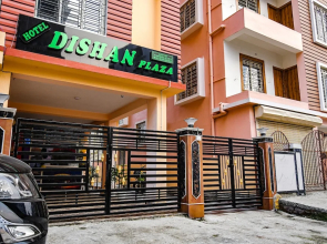 Fabhotel Dishan Plaza
