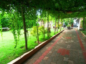 Egreen Resort