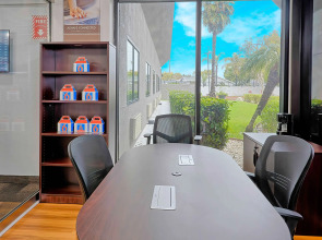 Motel 6 Los Angeles, CA - Los Angeles - LAX