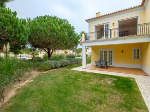 D. Sebastião Townhouse