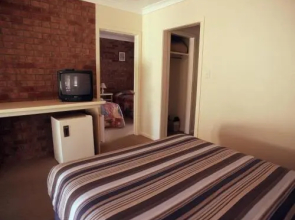 Hilltop Hotel Omeo