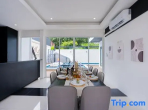 White Chocolate Pool Villa