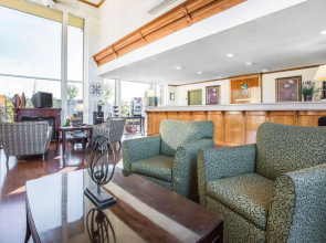 Quality Inn & Suites Cameron Park Shingle Springs