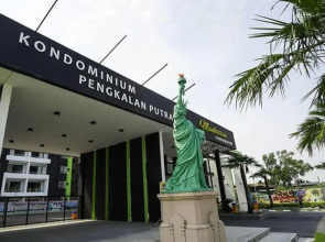 8 GroundFloor PoolSide Manhattan Homestay Ipoh