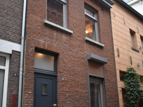 Roermond Uniek Stadspand, compleet woonhuis