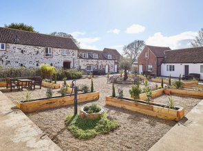 Host Stay Old Stable Cottage