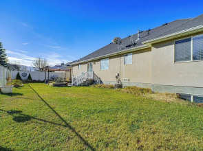 3,500-sq-ft Holiday Gem w/ Game Room in Heber City