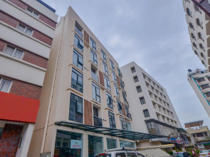 Capital O 81526 The Paradise International