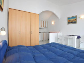 Awesome Home in Lokva Rogoznica With Wifi and 4 Bedrooms